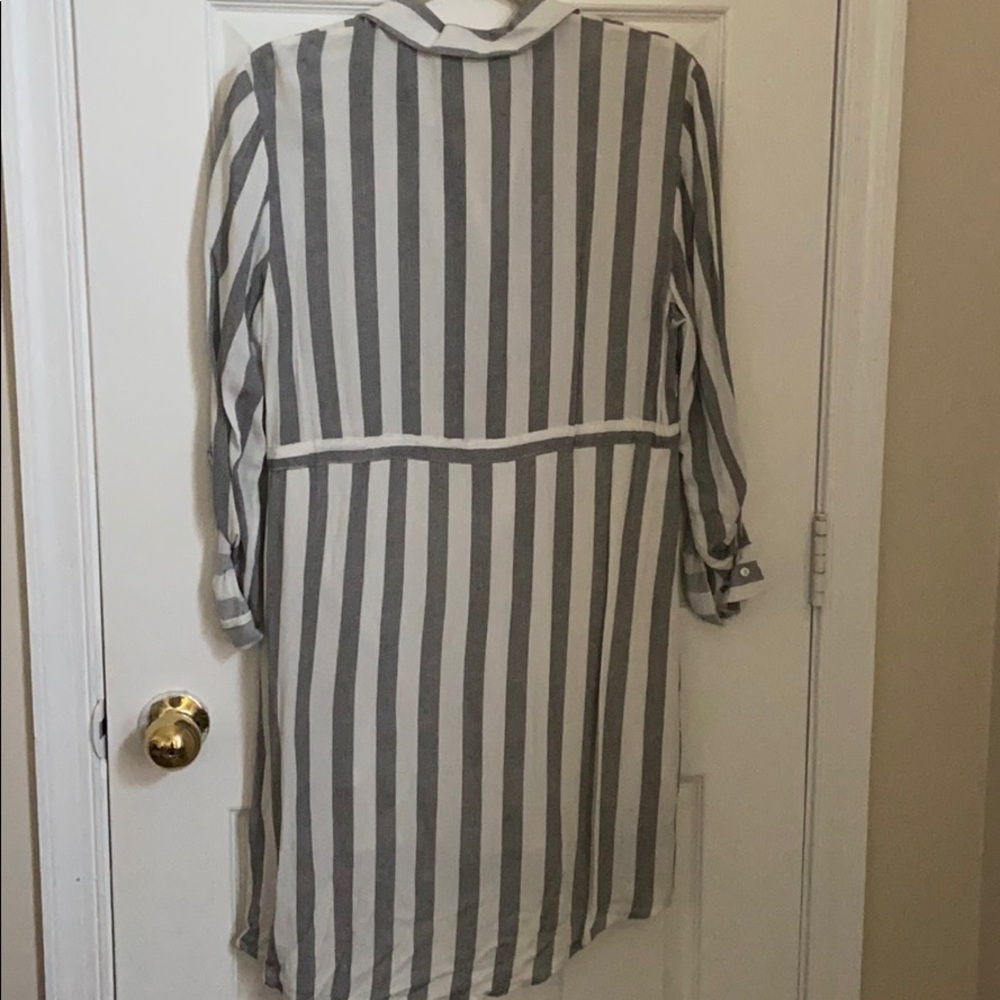 Dress - Picture 5 of 5